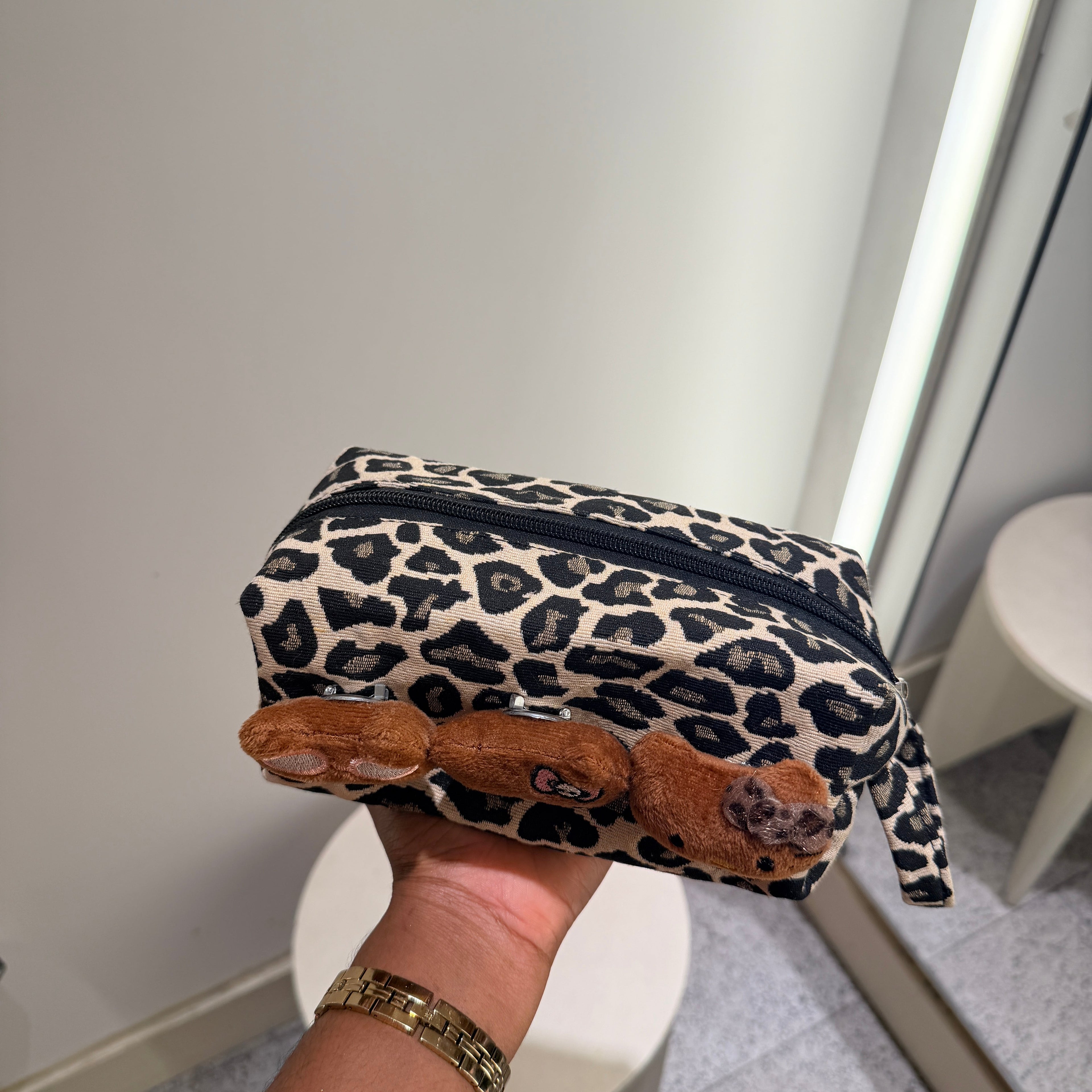 HK daily essentials pouch